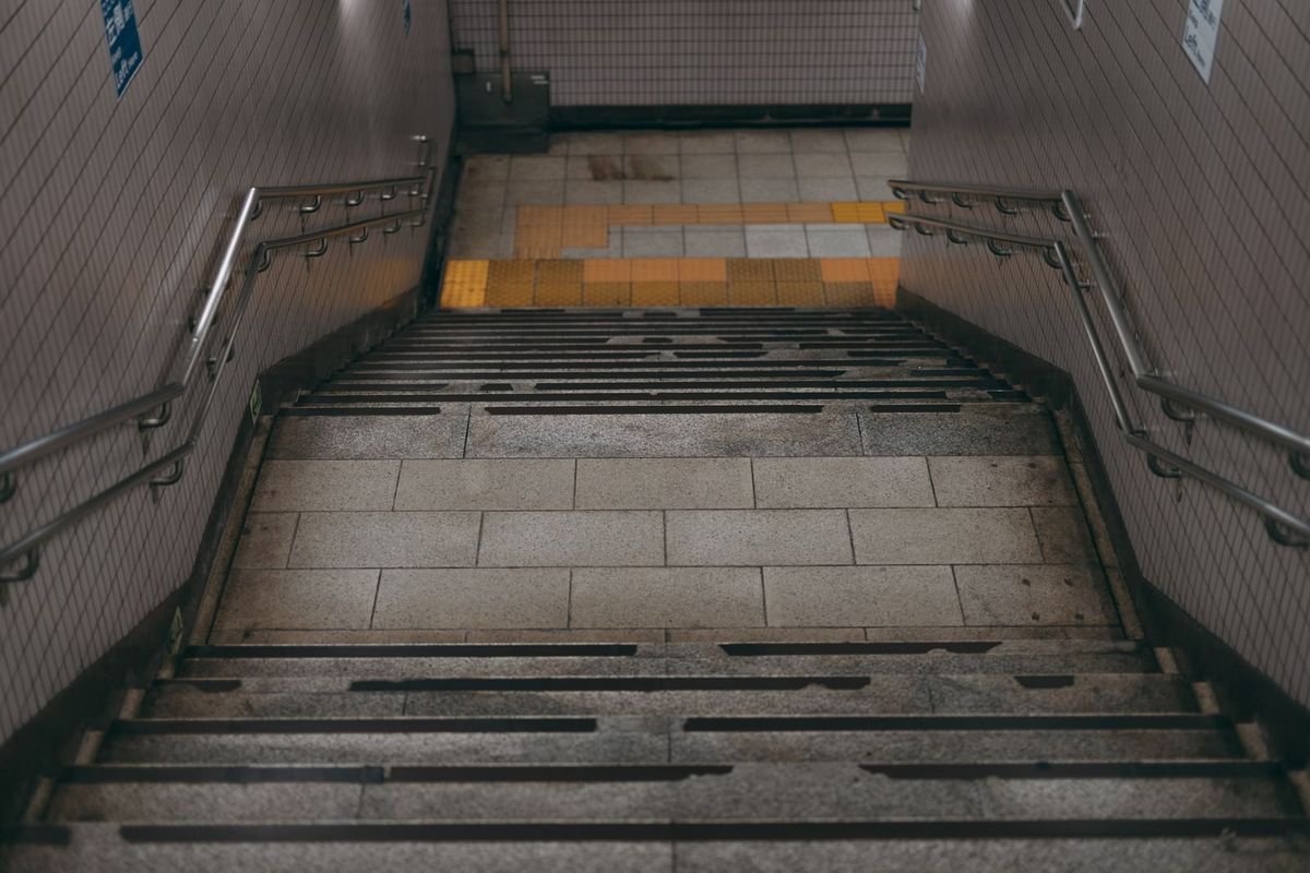 地下への階段